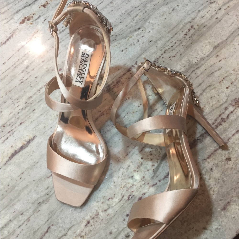 Badgley Mischka Cadence Latsat Size 8